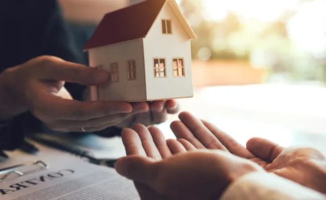 How to Start a Real Estate Brokerage from Home in India?